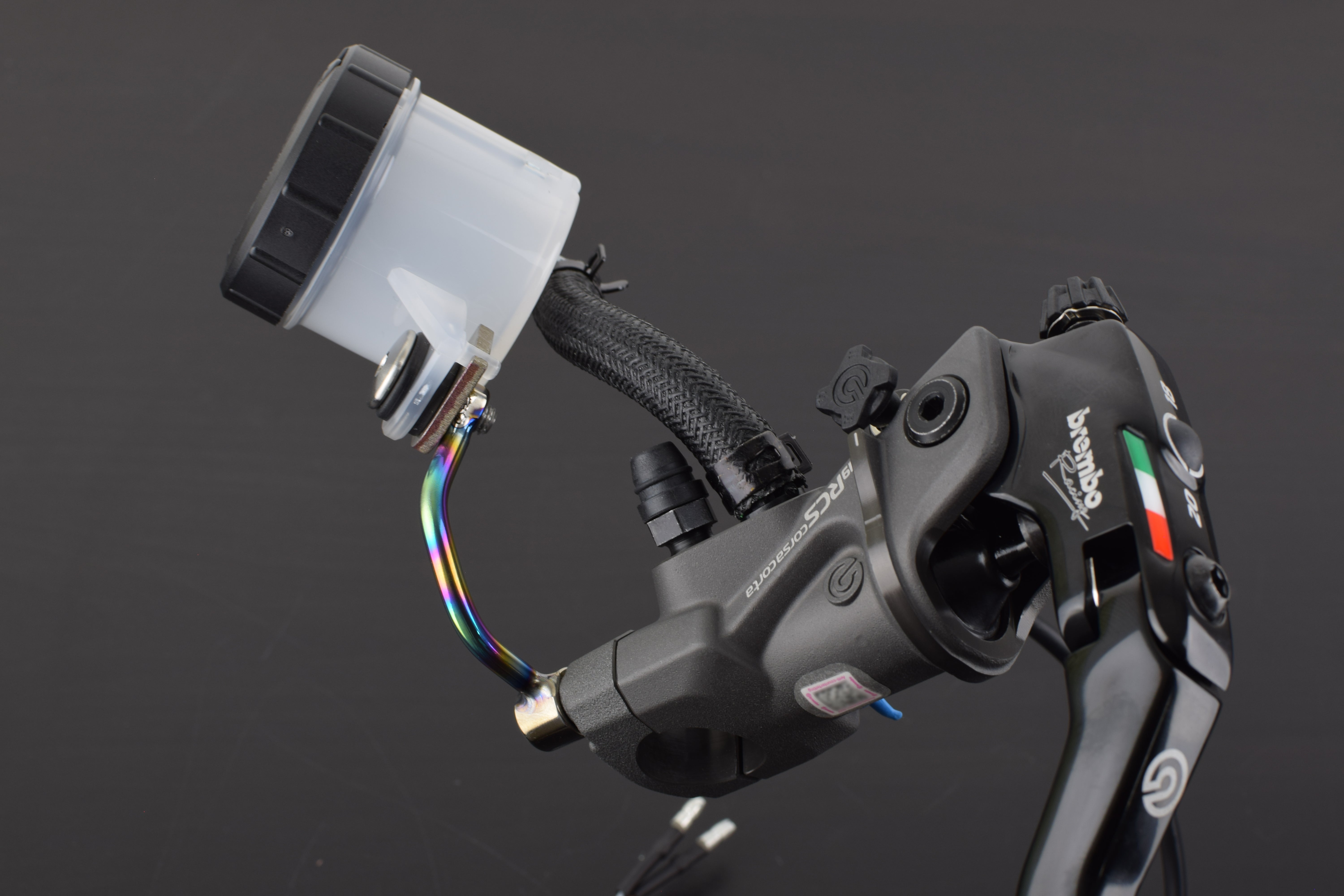 brembo RCS CorsaCorta ブレーキマスターシリンダー チタニウムステー