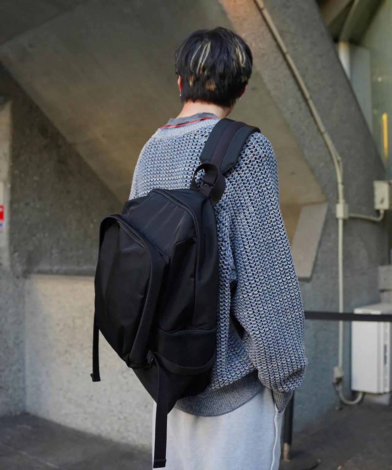 soe/ソーイ/LHP別注レザーワンショルダーバックパック(5 Black)｜ LHP