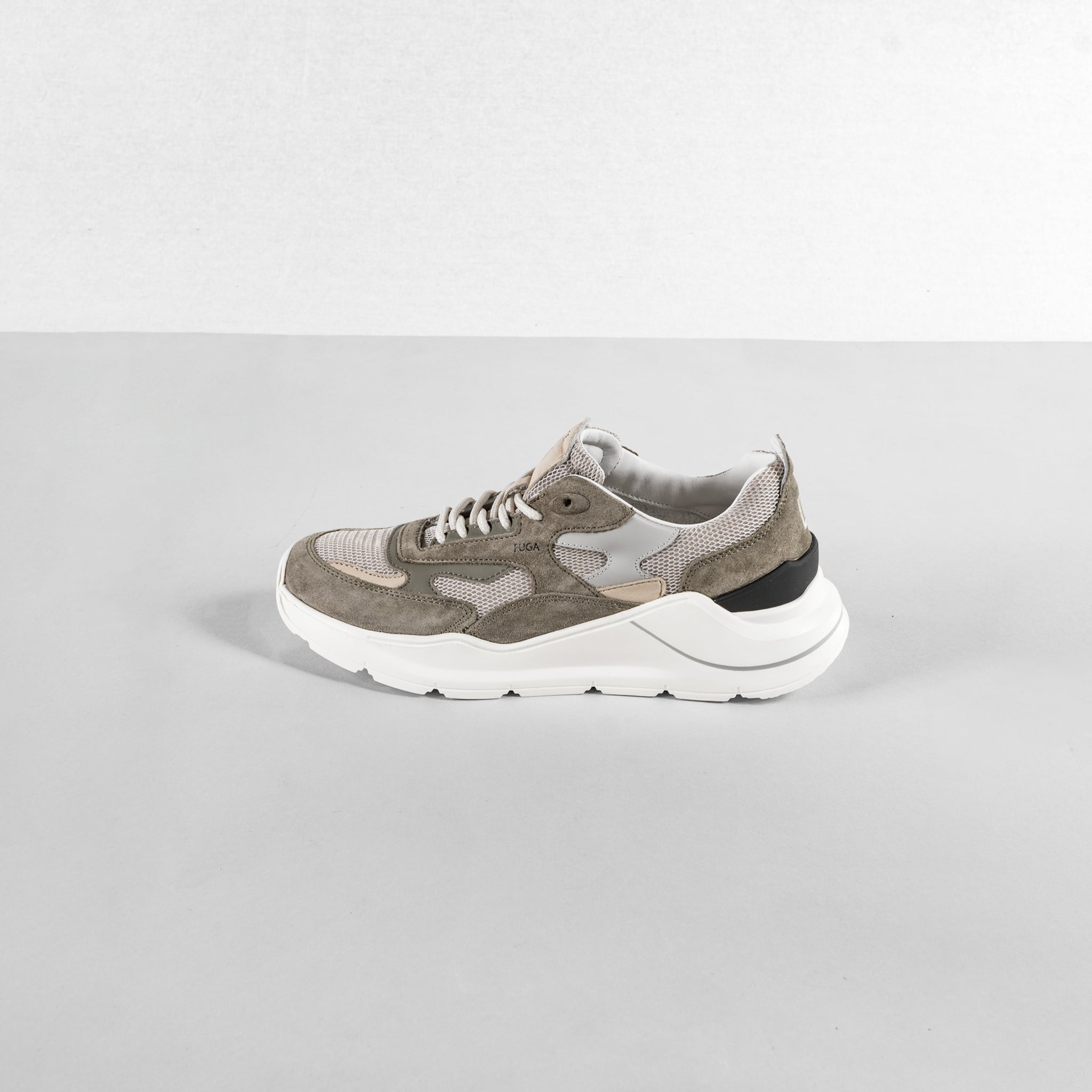 ONTADE公式｜D.A.T.E デイト FUGA MESH SAND JAPANの通販