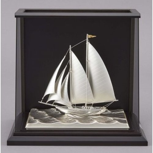 武比古 純銀製置物 ヨット 5号 スロープケース [1110310501