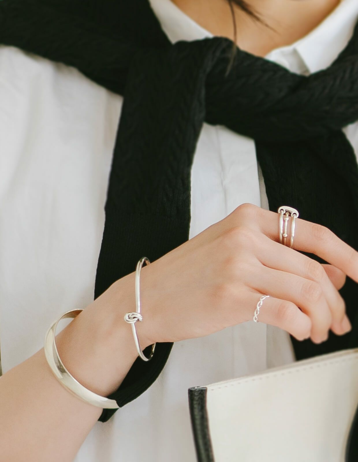 Silver925 Tight Knot Bangle OBLIGA -オブリガ- | Ops.(オプス)公式ストア
