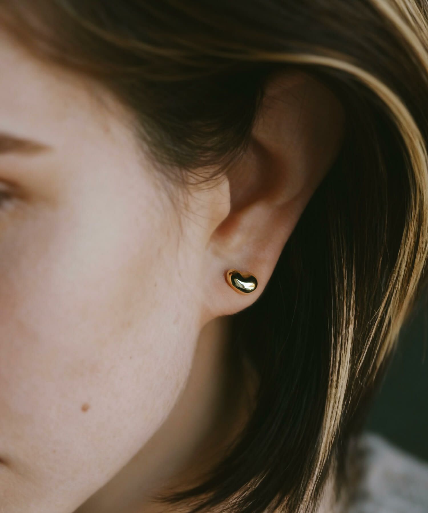 K18 Tiny Studs Earrings MOLLICA GRAND -モリカ グラン- | Ops