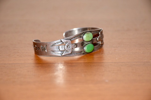 ヴィンテージ ネイティブアメリカンジュエリー】のバングル | 昭和最終世代