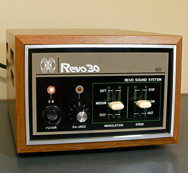 organ69 : [ap019]Roland Revo-30 Leslie simulator