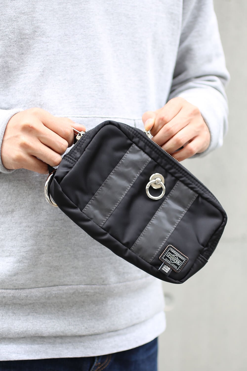 JAM HOME MADEとPORTERのコラボ第二弾。暗闇で光を反射するブラック