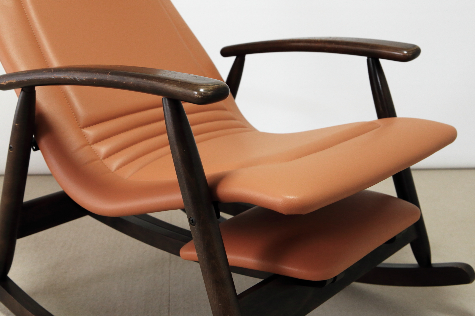 松田家具製ロッキングチェア 明石市 - OTUS | 兵庫県神戸市西区 ソファ