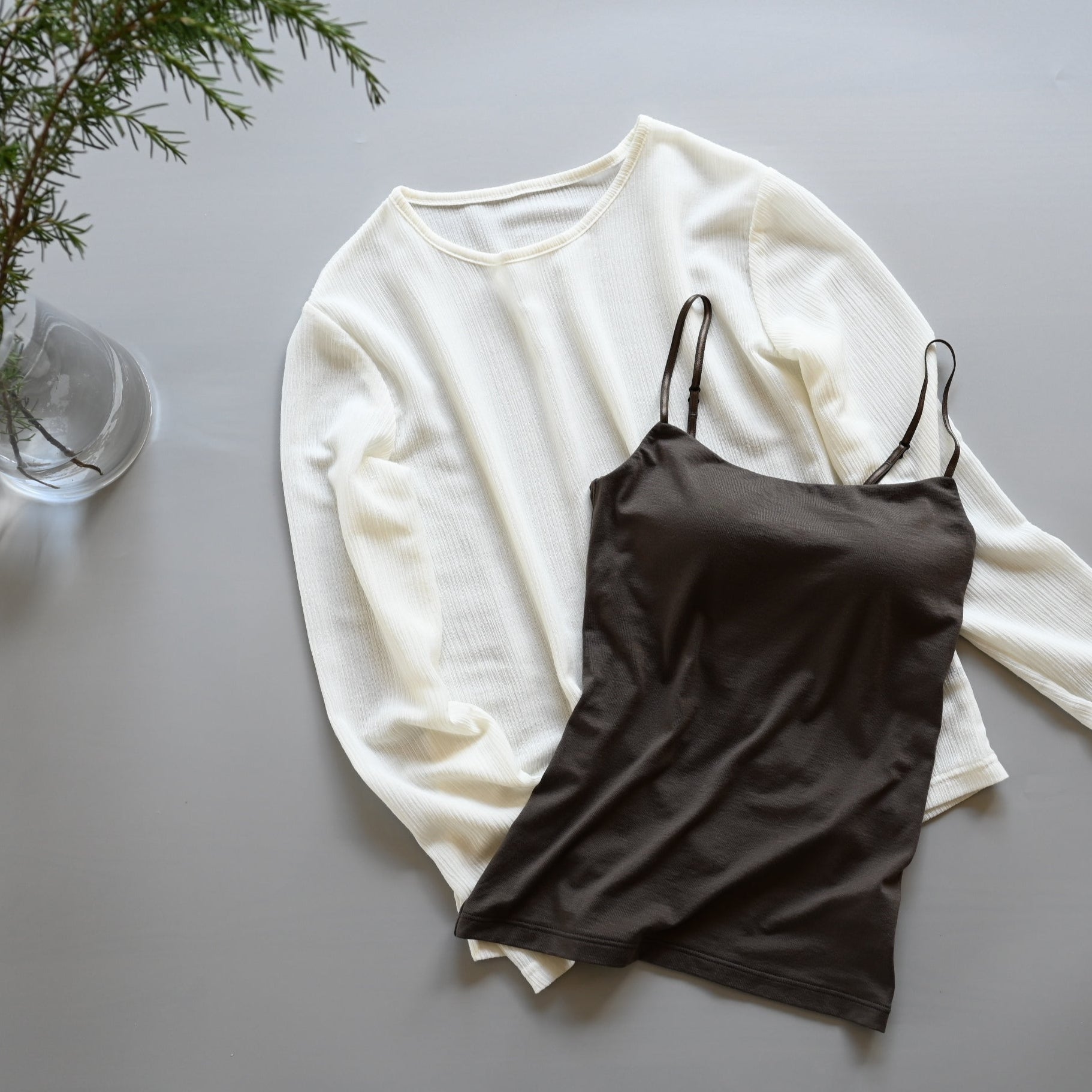 贅沢とろみのカップ付きキャミソール – OURHOME