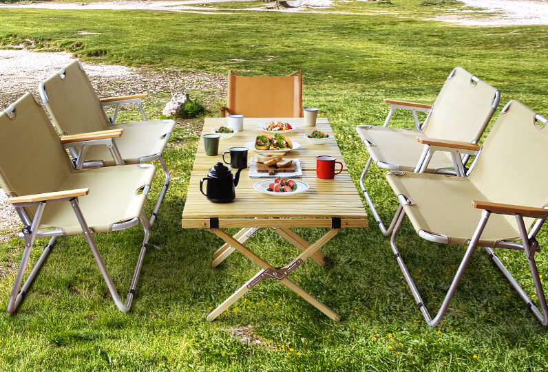 WOOD ROLL TOP TABLE | OUTPUT LIFE