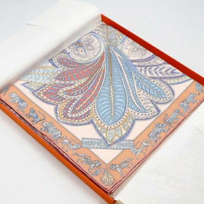 繊細で甘美 マハラニの庭 | エルメス沼のほとりで