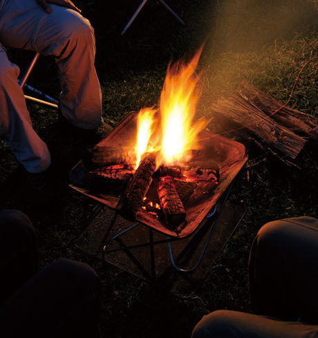 Snow Peak 焚火台Sの商品紹介 | hinata〜もっとそとが好きになる