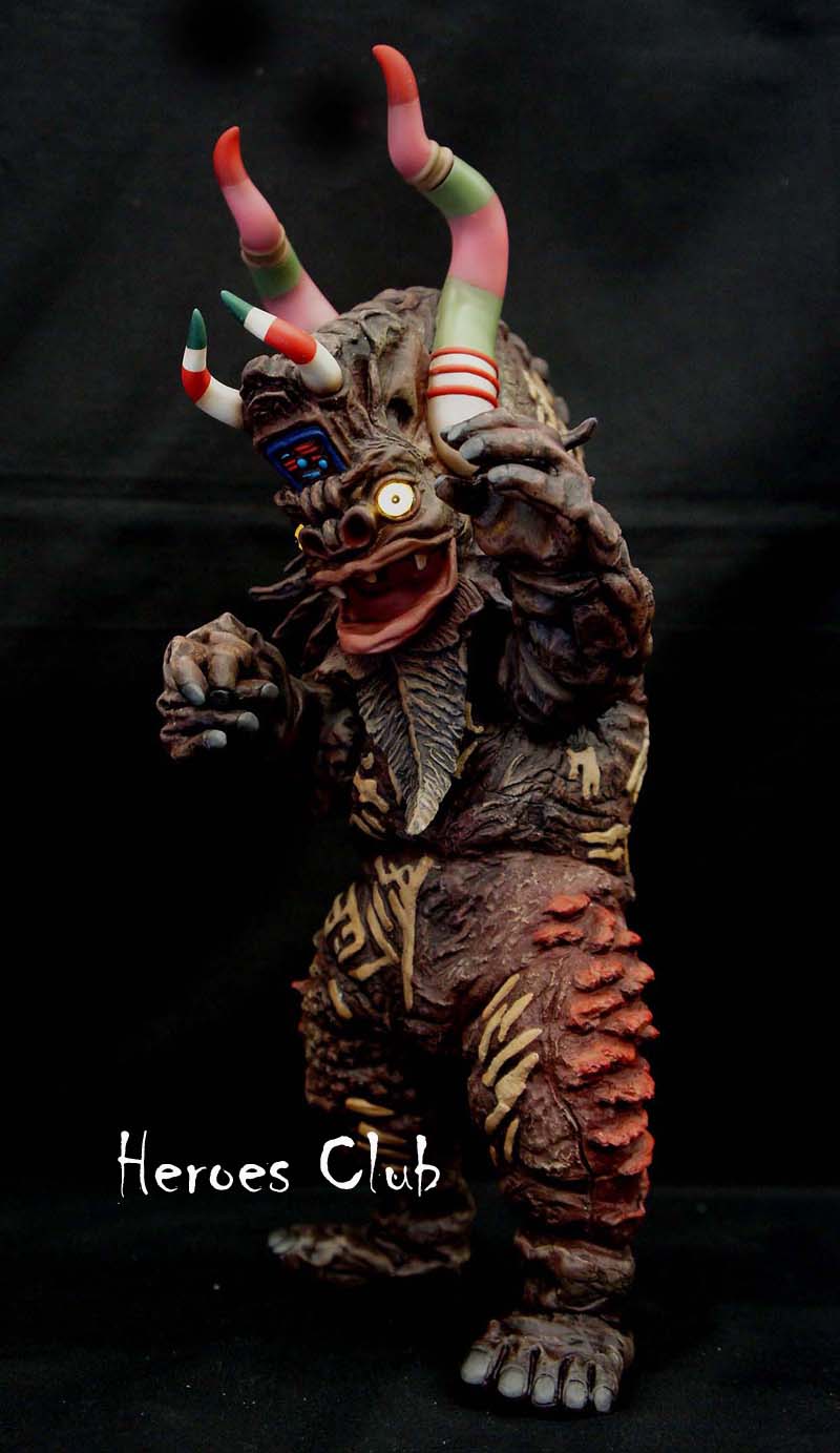 Ultraseven Capsule Monster Miclas Art Statue ミクラス カプセル怪獣