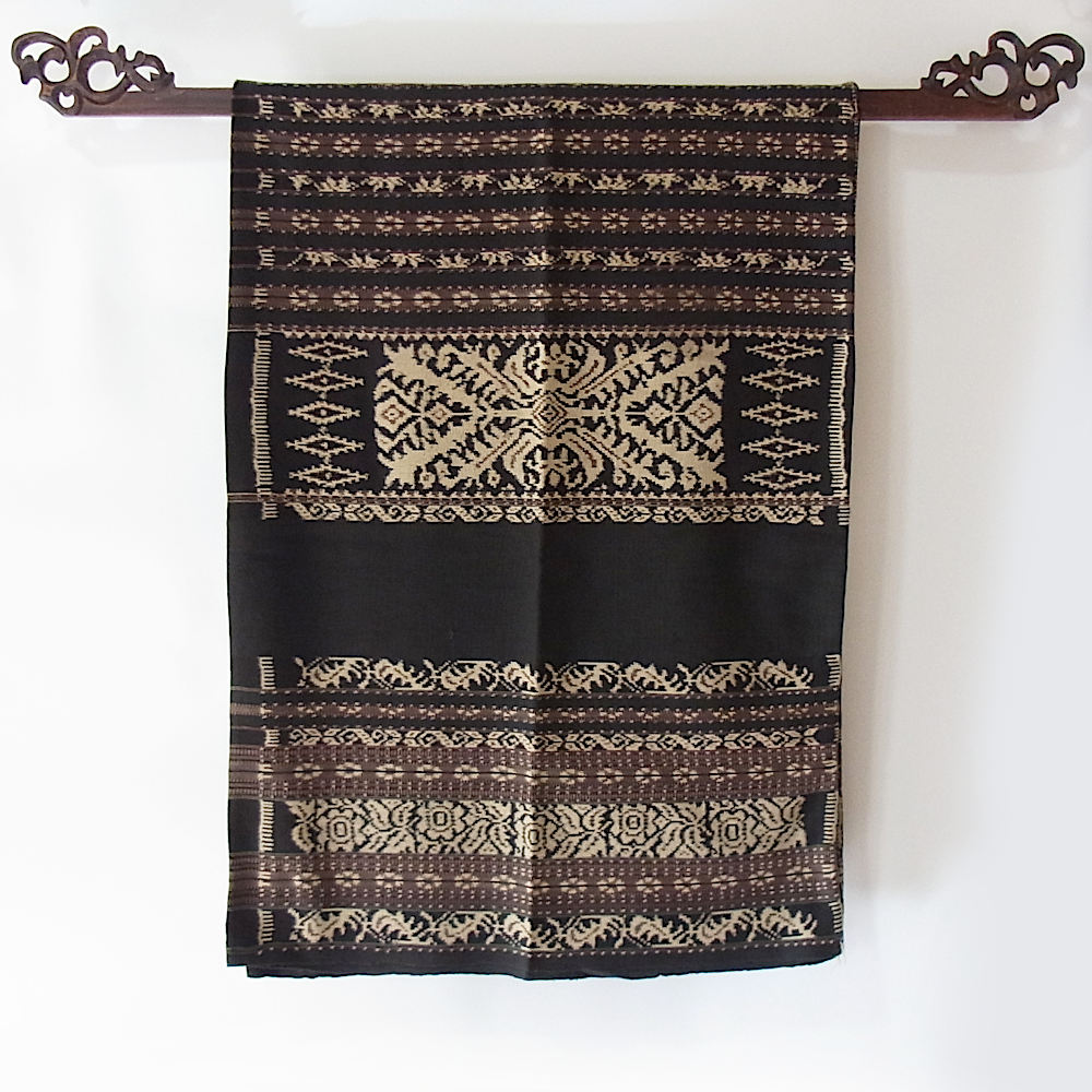 サブ島イカット（エイ）No.T-ISA-005|インドネシアのサブ島でつくられ