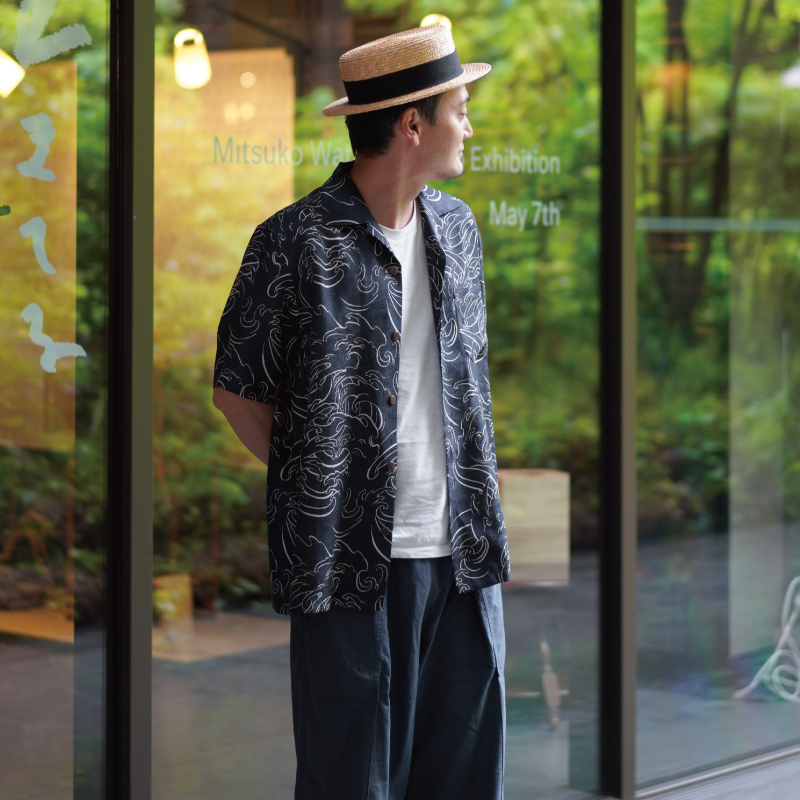 祇園だるま 京友禅 アロハシャツ ＜額波/黒＞ | 京友禅アロハシャツ