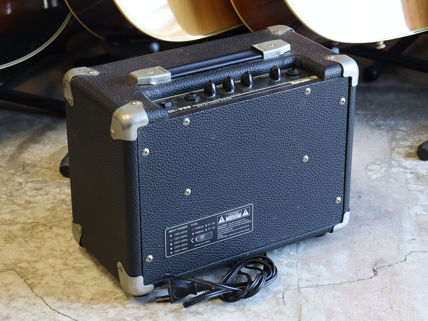 中古】Bacchus BBA-10 ベース用 小型アンプ 10W - 神奈川県の中古楽器