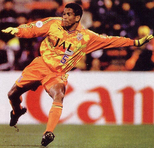 CVqNHeFUEAAIBYw.jpg?format=jpg