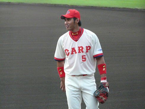 広島 2008 「広島市民球場ラストイヤー」 復刻版ユニフォーム（1977年