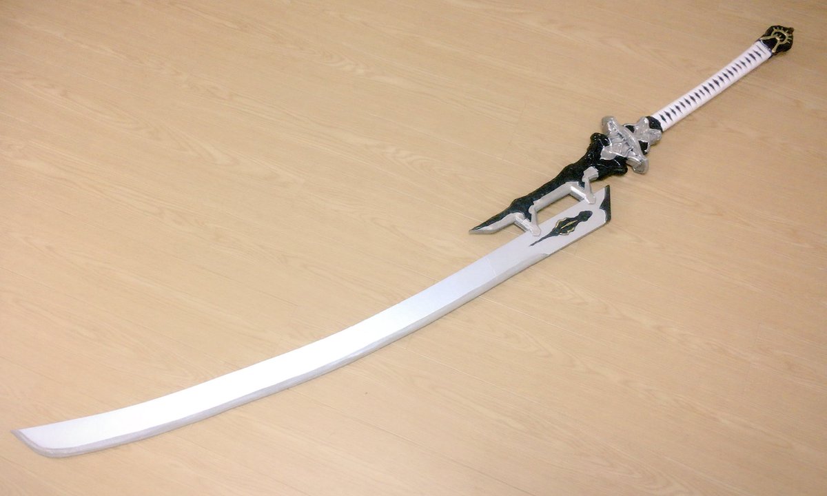 なんとか週末のロケに間に合った！ ニーアオートマタより2Bの太刀「白