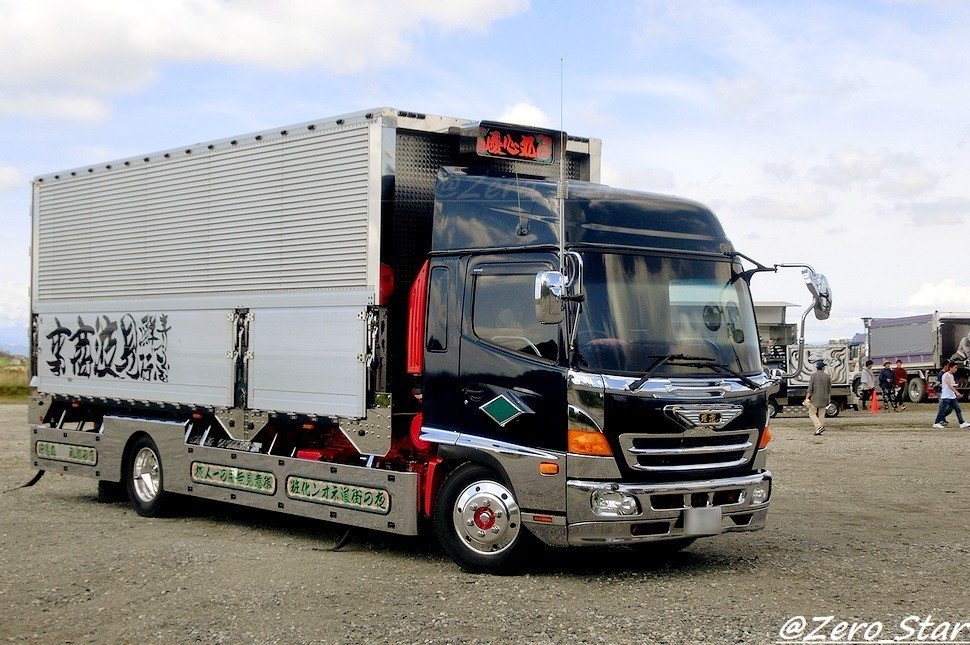 デコトラ レンジャープロ.新プロフィア安全窓 シートタイプ 恵比寿大黒