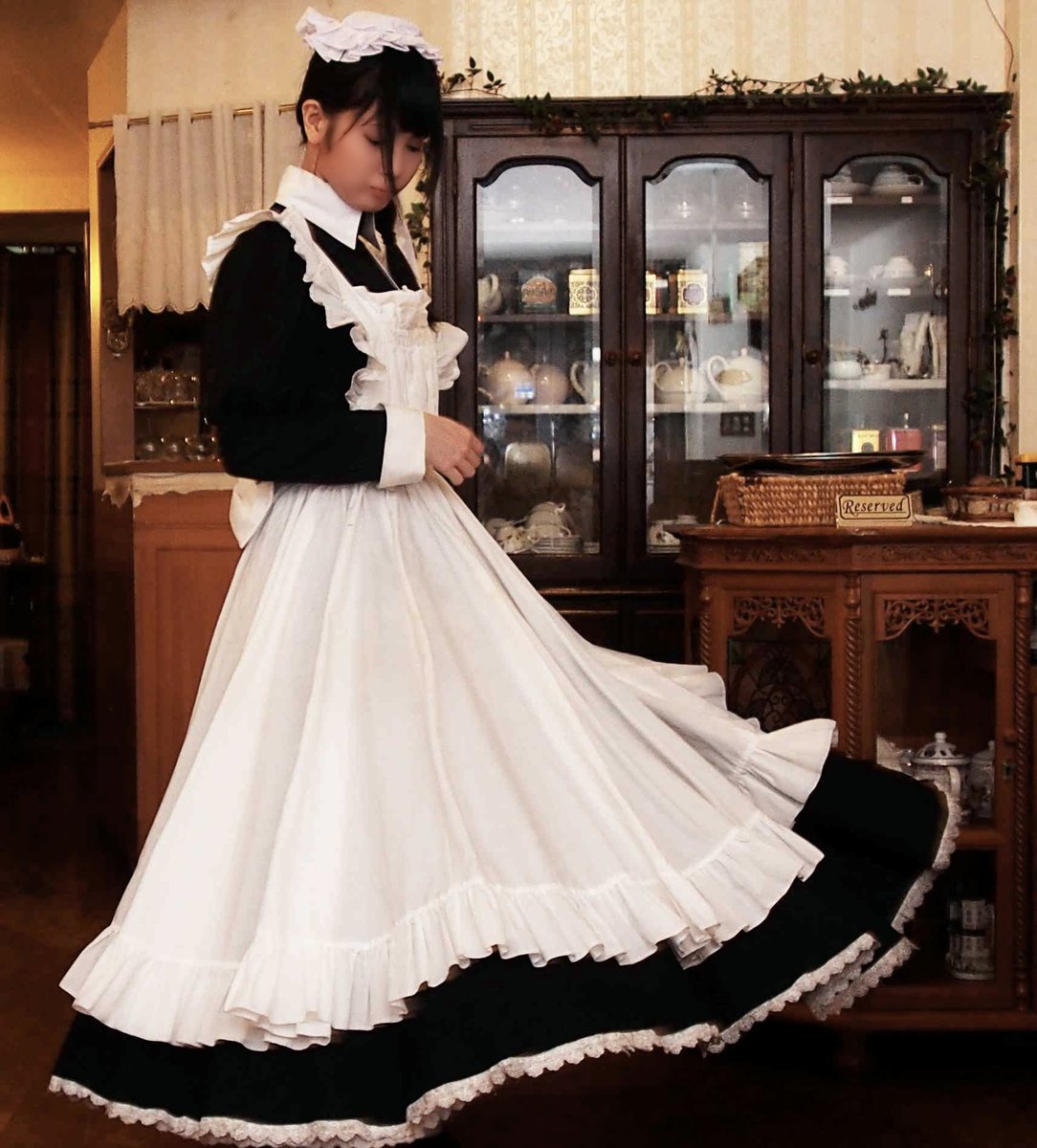 池袋までロングメイド見に来てね! #メイドの日