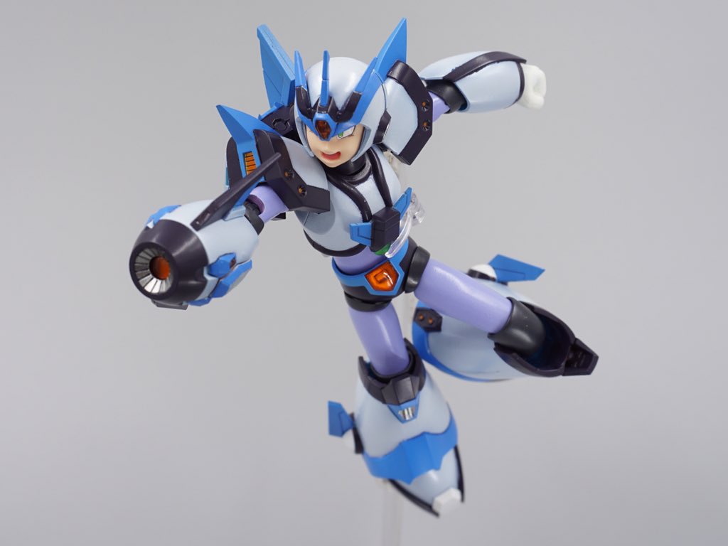 Xチャレンジの専用アーマー、D-artsのアルティメットアーマーで再現し