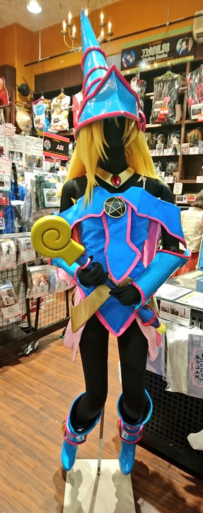 遊戯王 より、ブラックマジシャンガール の衣装が入荷致しました