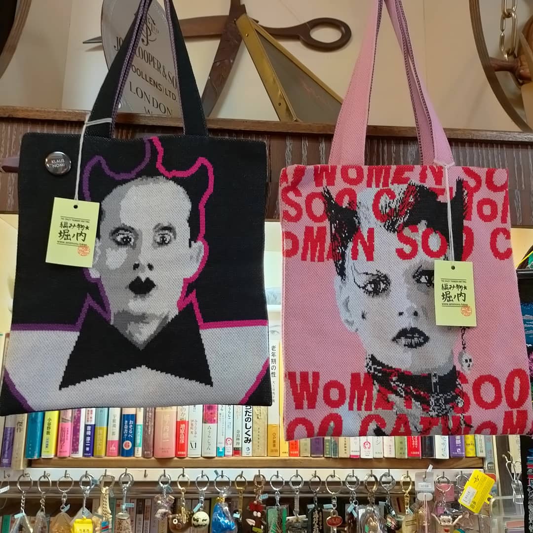 新入荷】クラウス・ノミとスーキャットのニット🧶トートバッグ❗ 彼等