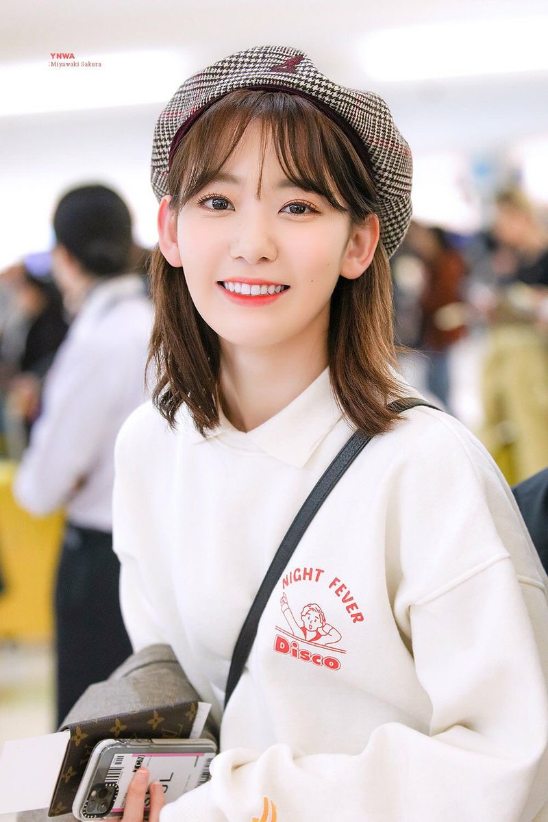 宮脇咲良 x ベレー帽🥰🌸 Sakura really look so good in berets