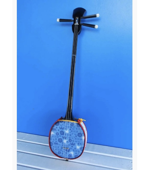 そらとぶピカチュウ版 三線セット（紅型風デザイン） 39,600円(税込