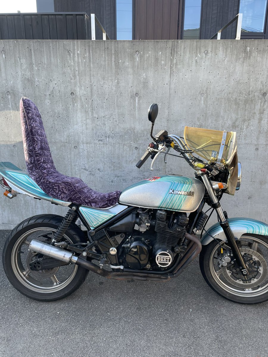 ゼファー チンチラ三段シート👍 拳一個半倒し。55センチ。 K Styleさん