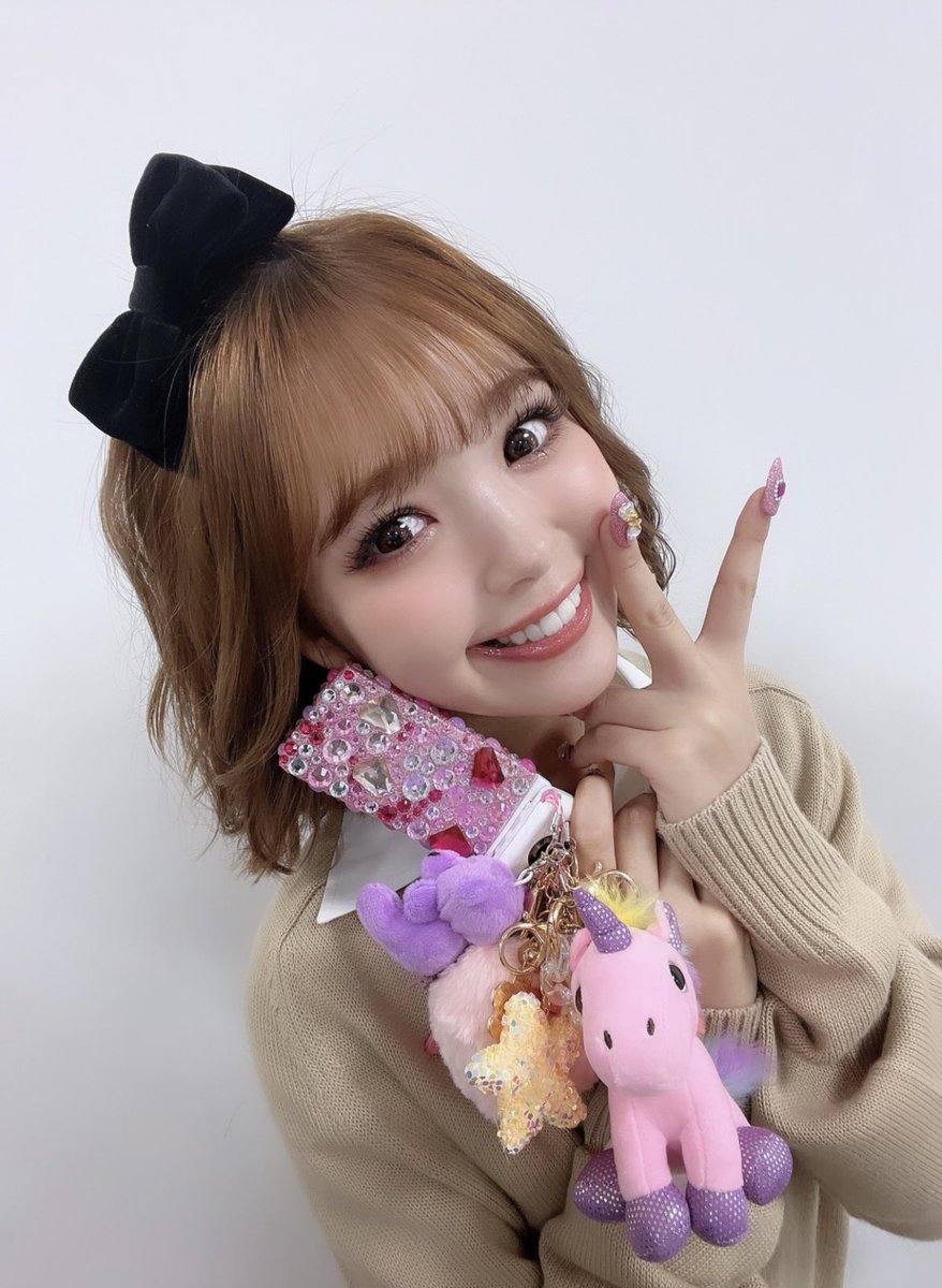 今日のヒルナンデスは昔を振り返るコーナーがあったのでギャルの