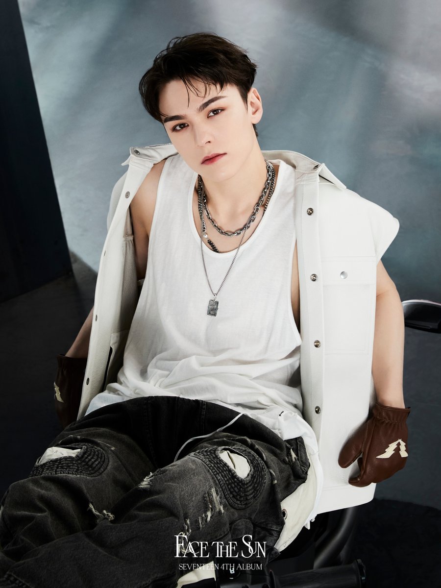 SEVENTEEN バーノン、デビュー後初のソロミックステープ「Black Eye