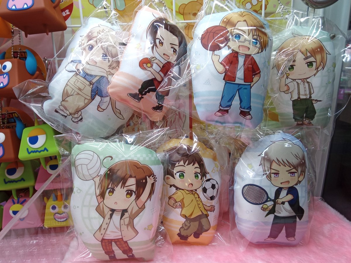 プライズ情報】 ☆ﾗｳﾝﾄﾞﾜﾝ限定☆ヘタリア ダイカットクッション