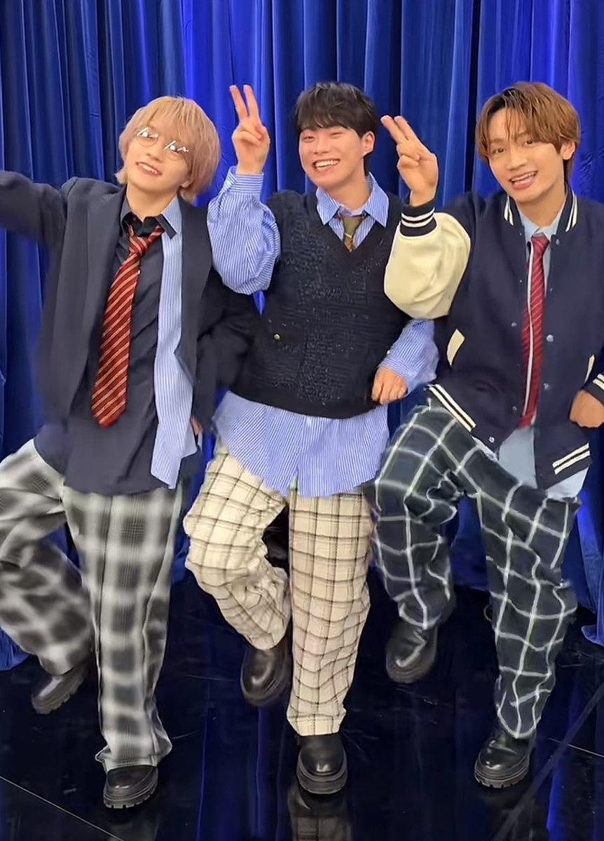 兄組ネバロマがかわいすぎて、ずっと見てたらお昼休み終わった