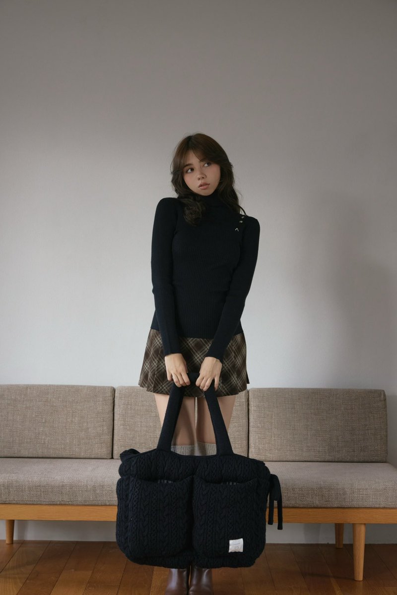 Mary quilting knit bag color ivory/black ¥15,400-tax in シーズン