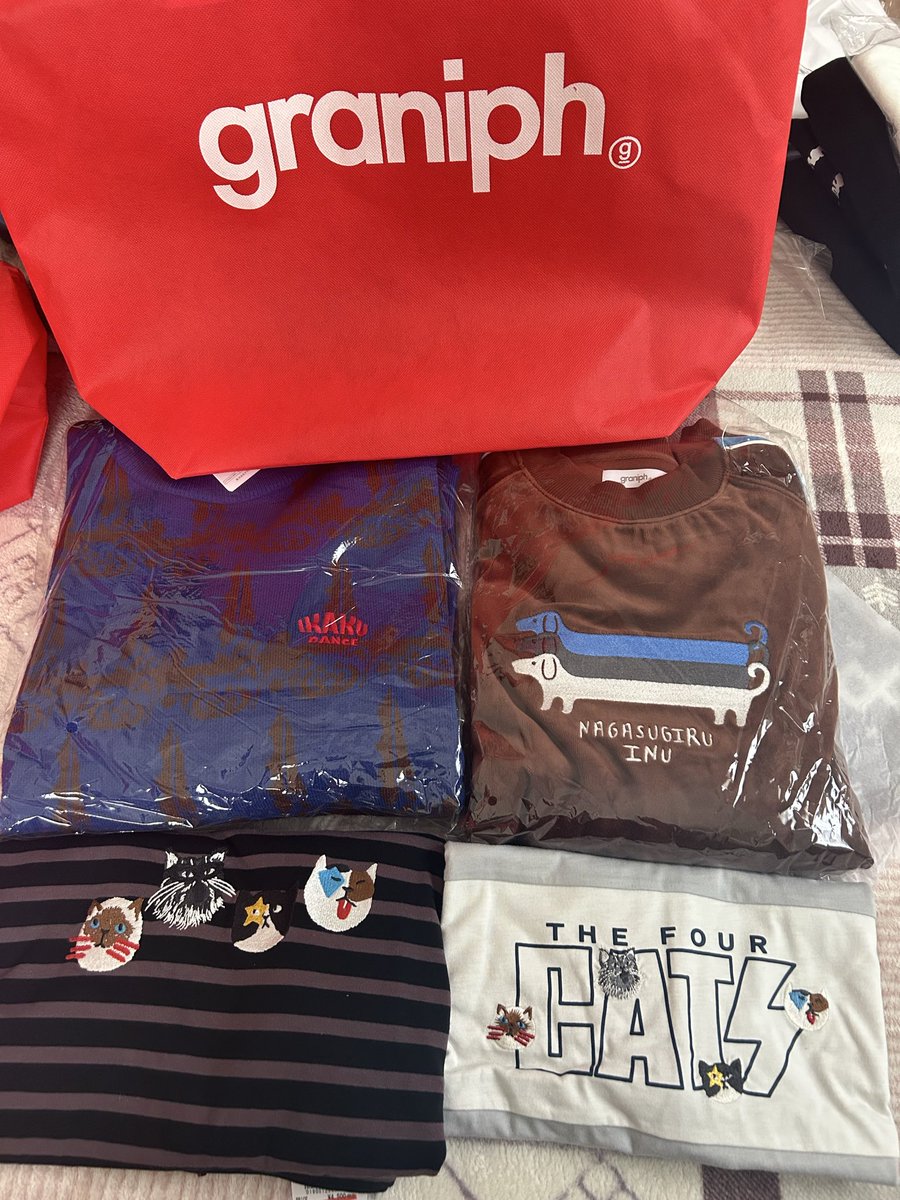 グラニフ2026のLサイズ福袋2個買ったら中身全く同じだった 誰か