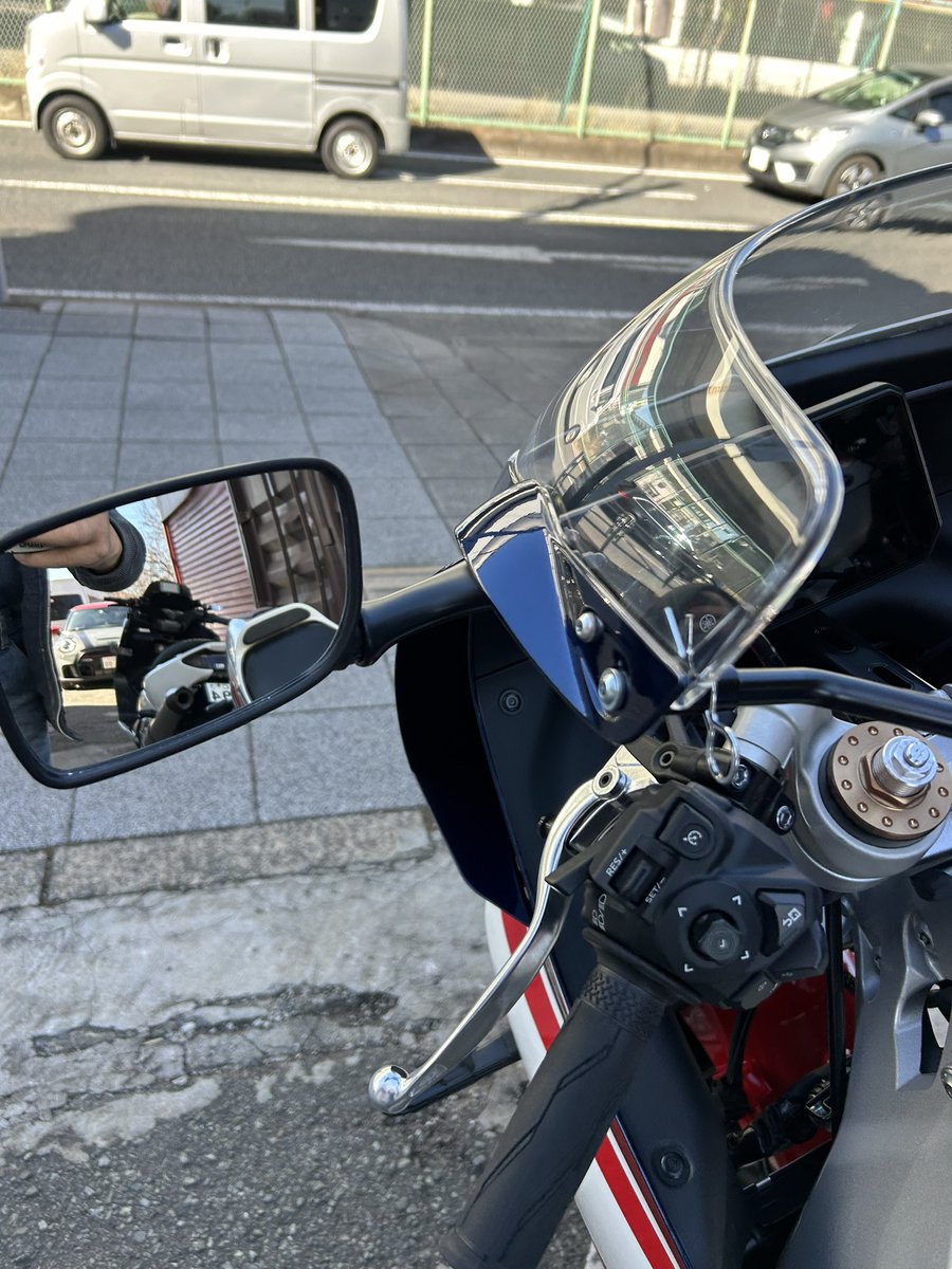 XSR900GP ミラー移設キット 「ミラステ」 年明けずっと残業して増産