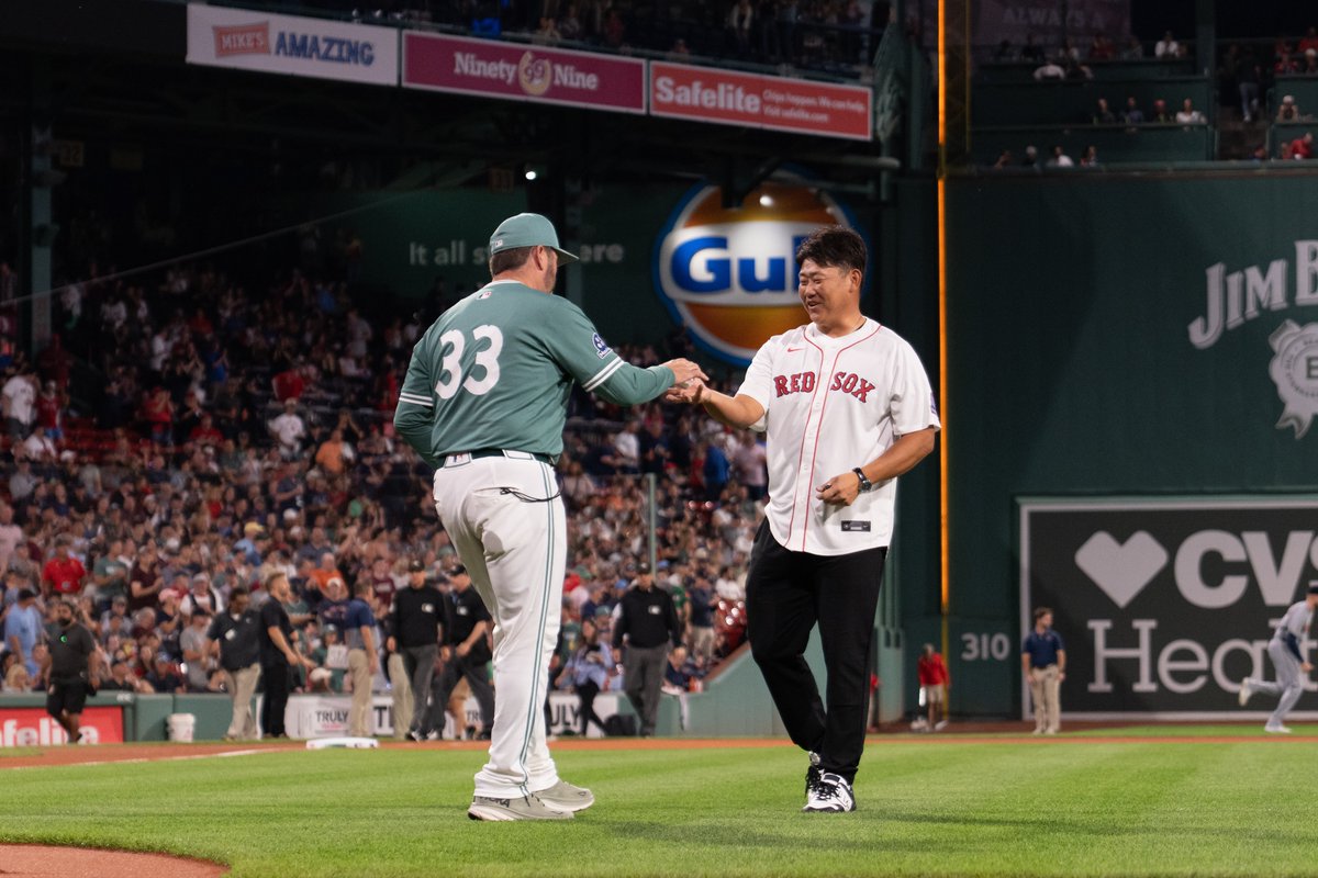レッドソックス 】 #松坂大輔 氏が始球式に登場！🧦