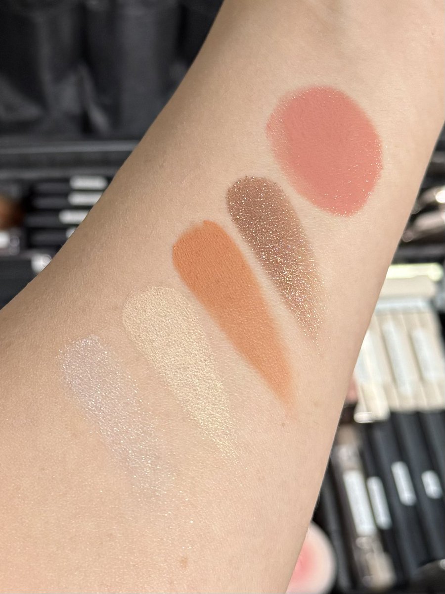 クールとウォームに振り切ってて良い SUQQU メイクアップ キット 舜華