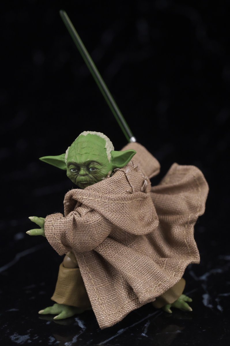 フィギュアーツ　ヨーダ　Classic Ver.