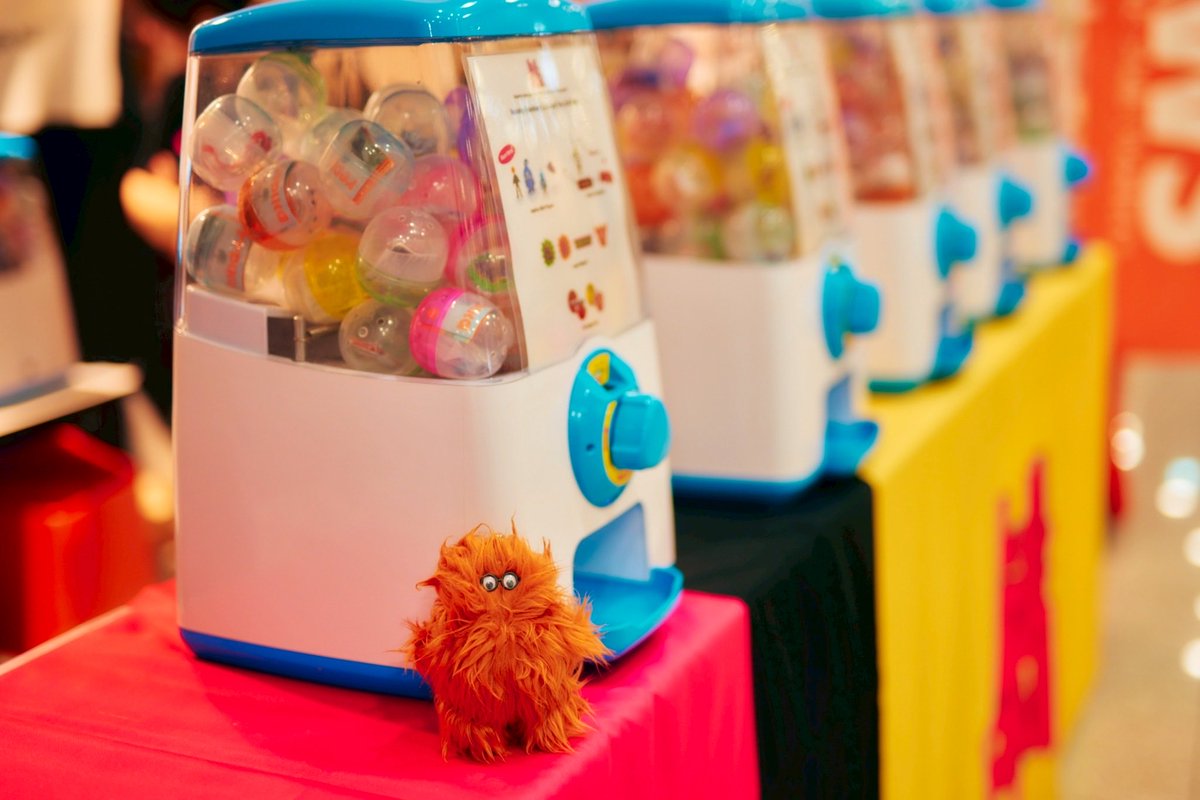 Vaundy one man live VAWS hall tour “little punk” 🌟OFFICIAL GOODS