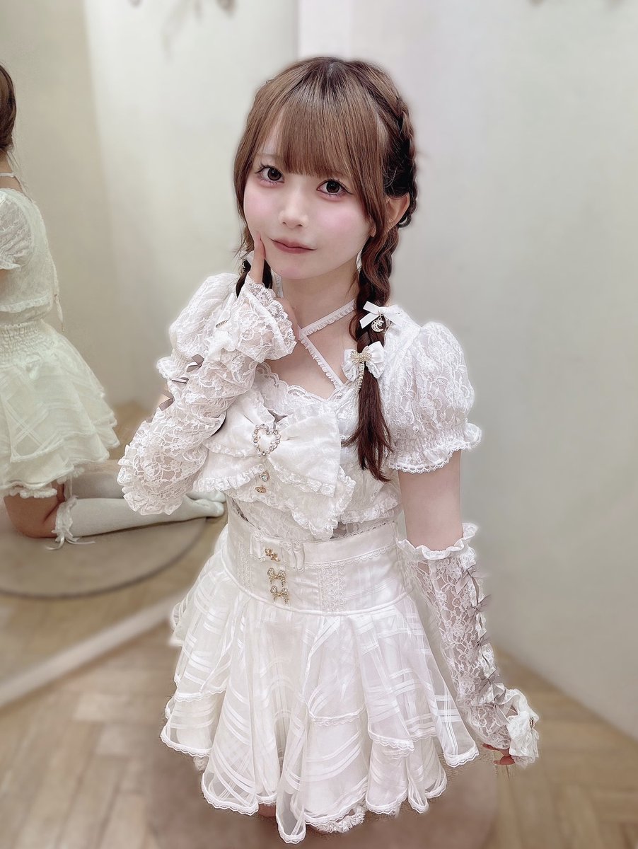 ❤︎ 𝐋𝐈𝐙 𝐋𝐈𝐒𝐀 近鉄Pass'e店 ❤︎ #アームウォーマー付ビスチェ