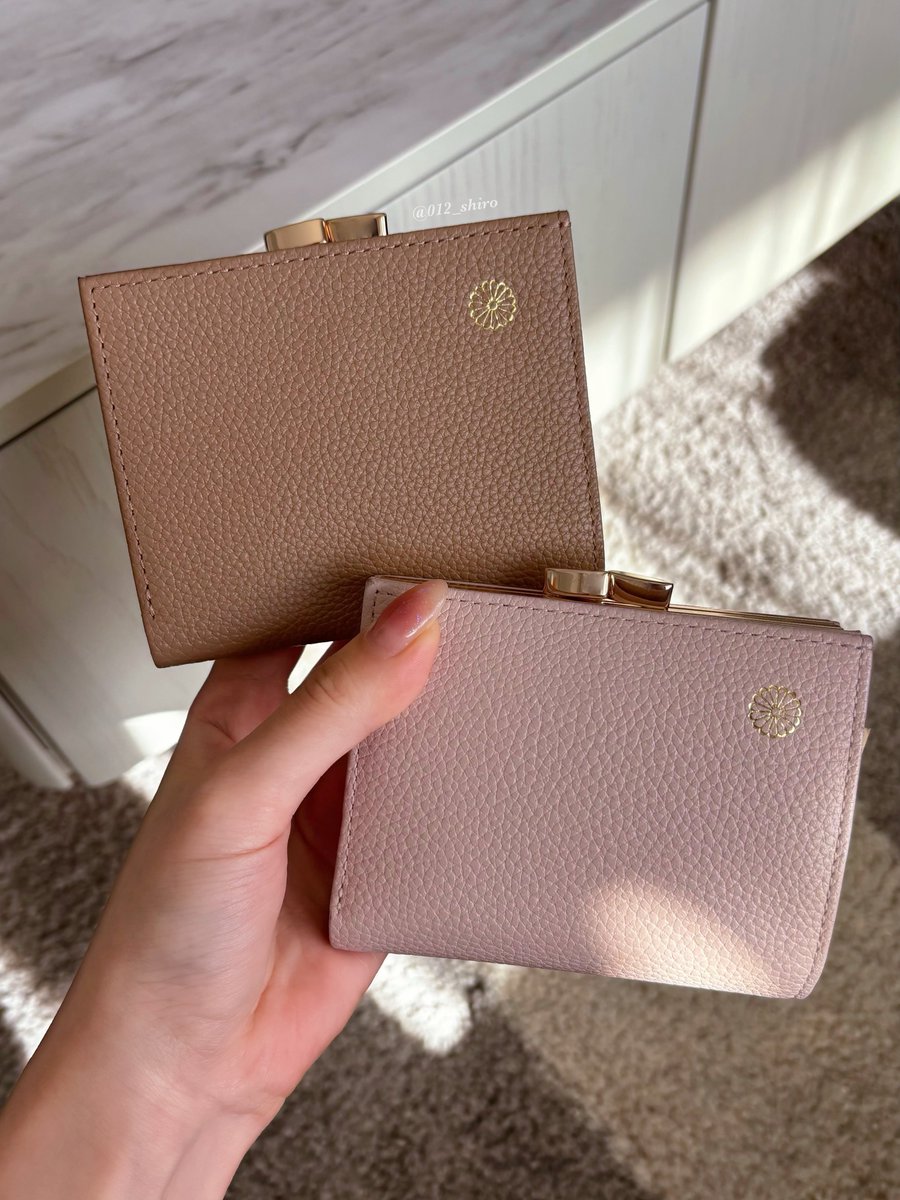 皇居の売店で買えるお財布、新色のカフェオレ色とピンク色が可愛すぎる