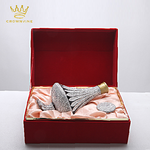 トラディション スワロフスキー 箱付き 未開封 トラディション