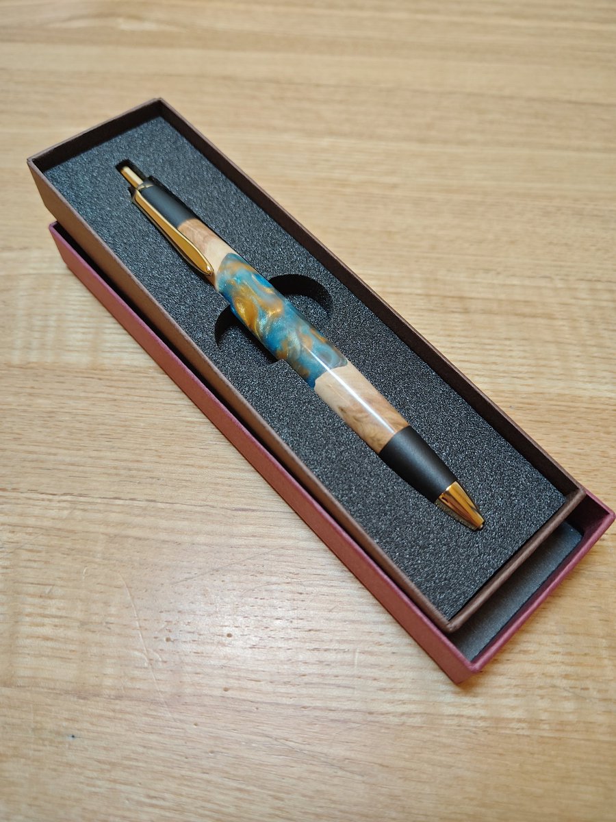 ボナン(@bonaanpen)様のレジンウッド“天王星”アルミ金具が届きました