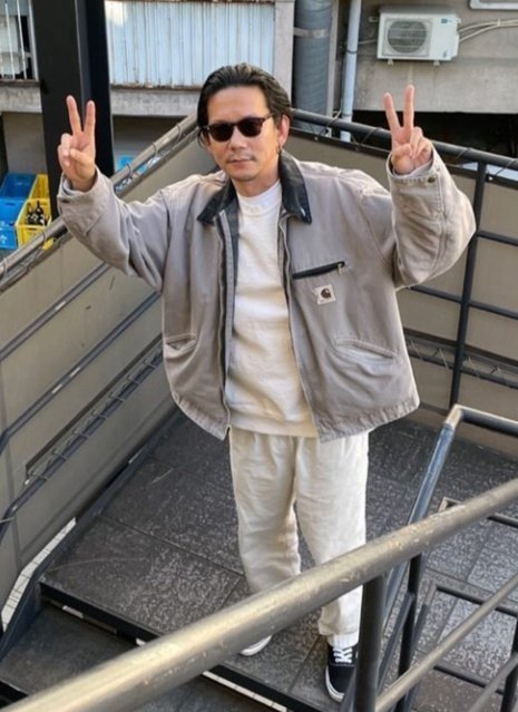 著名人着用モデル解説③ 本日はインテリアデザイナーやライター、俳優