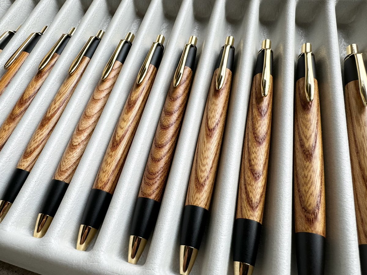 こんばんは 『欅』製作完了です！梱包出来次第発送させていただきます