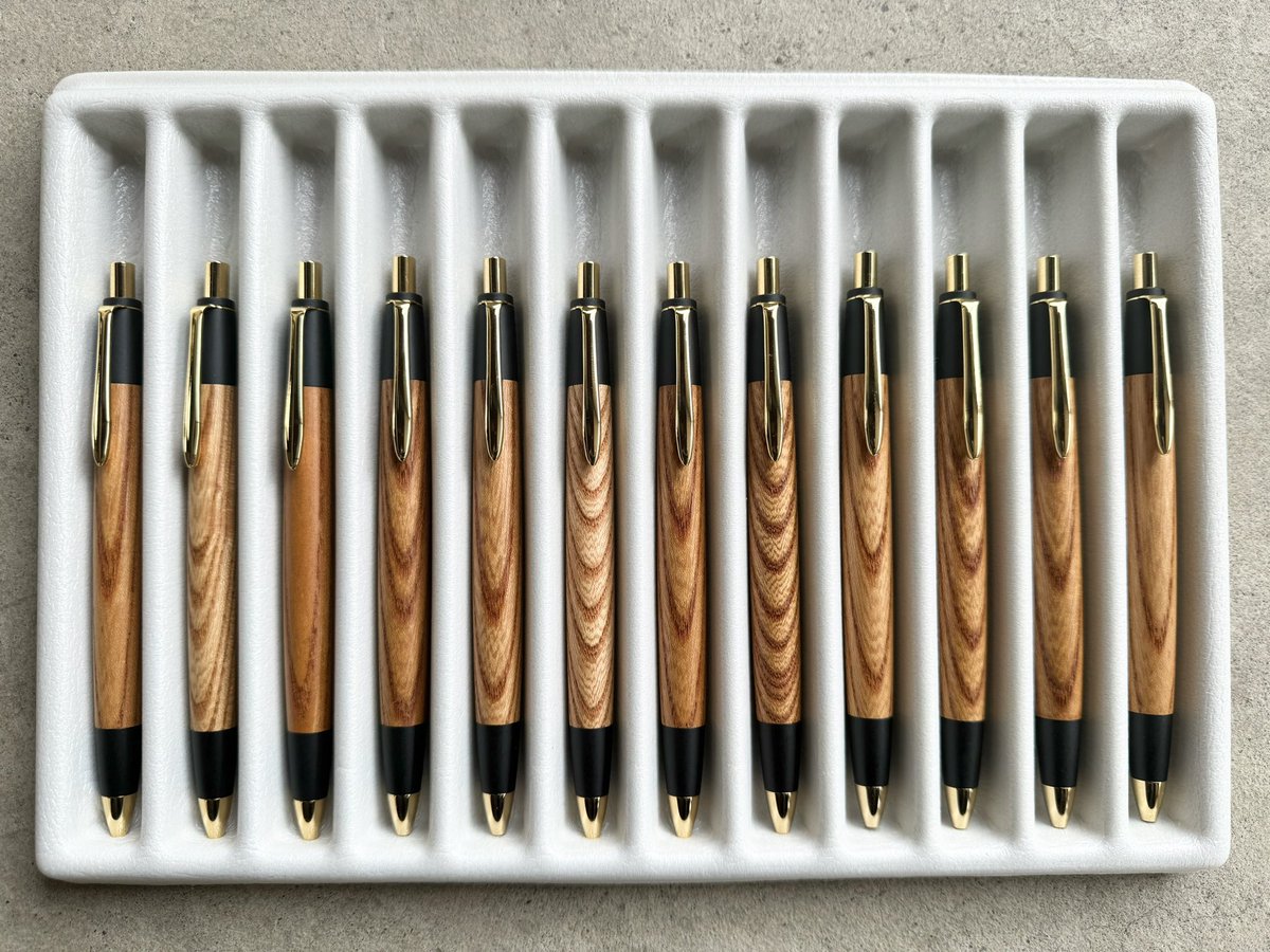 こんばんは 『欅』製作完了です！梱包出来次第発送させていただきます