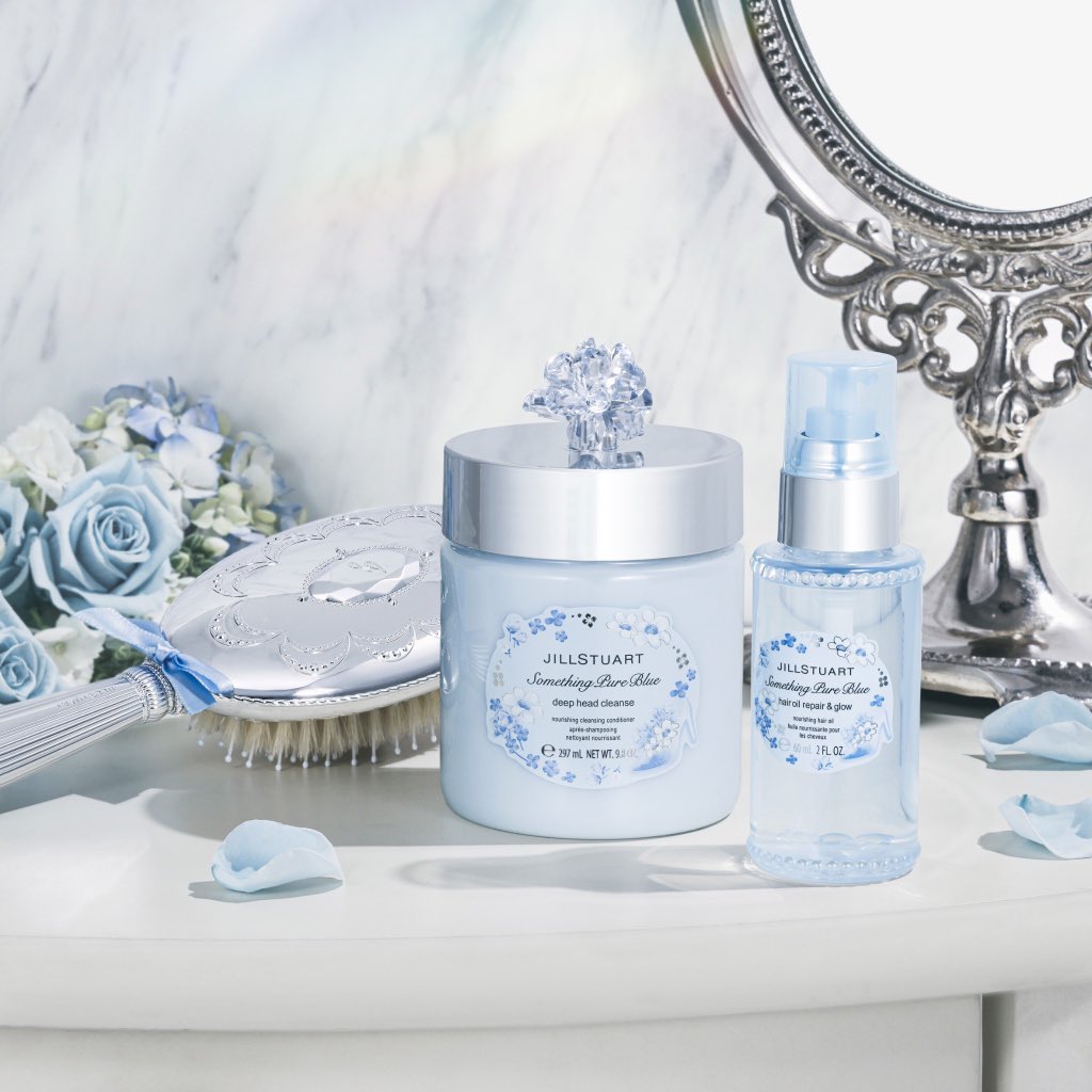 サムシングピュアブルーの世界観を纏った ヘアケアアイテム💠 1つで5役