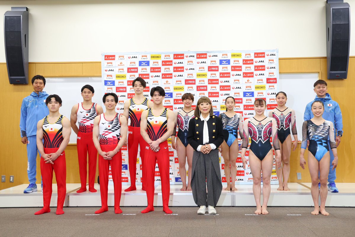 日本代表新ユニフォームお披露目】 今回も世界的ファッション