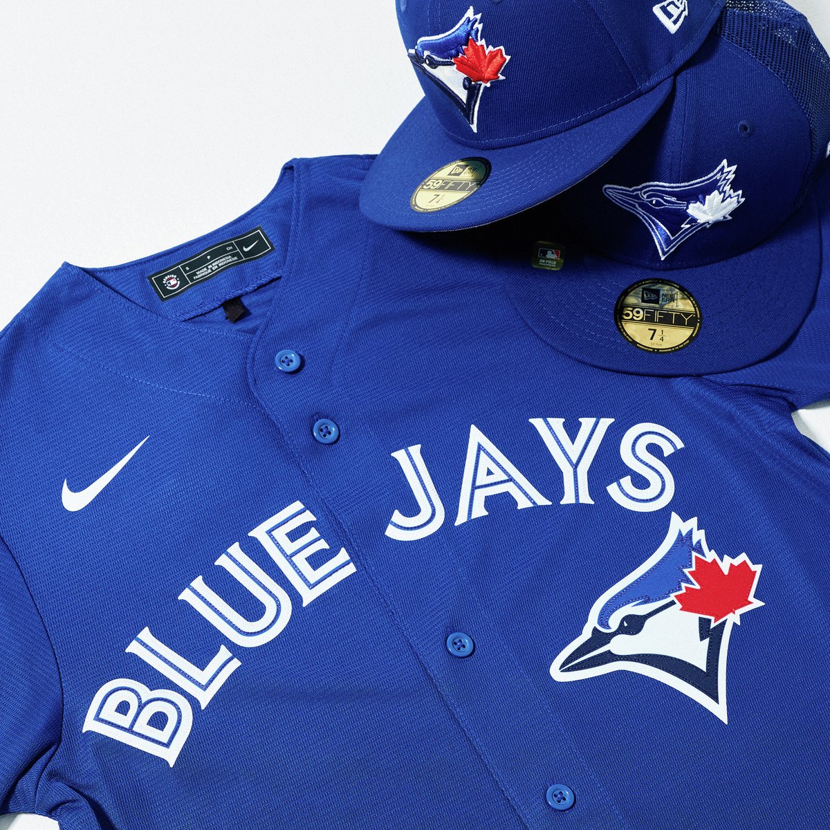 カナダの誇り🇨🇦 #トロント・ブルージェイズ ＼ MLBで唯一アメリカ